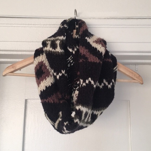 black, brown, white abstract print womens Infinity circle scarf boho - Picture 3 of 3